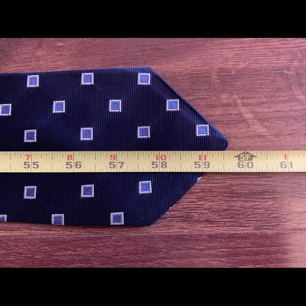 🍁SALE🍁BROOKS Basics Classic Blue Silk Necktie